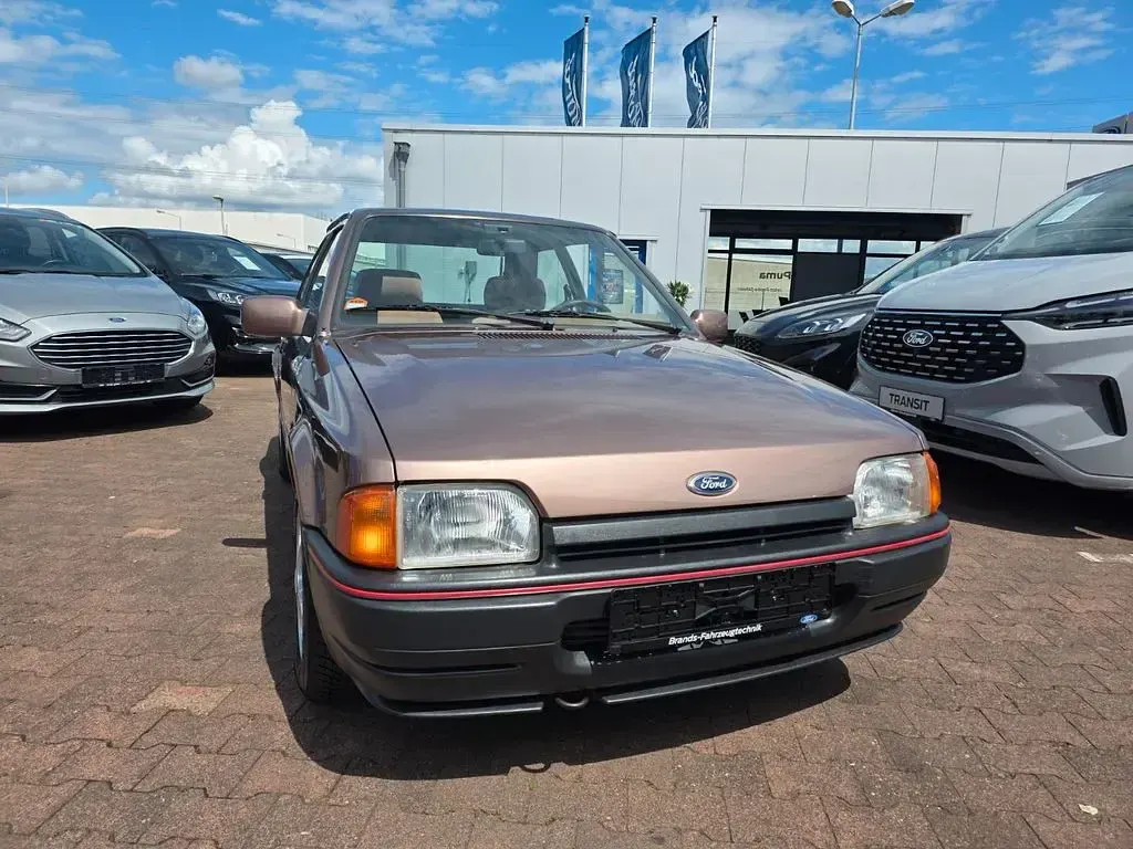 Gebraucht Ford Escort 73 PS (53 kW) 1990 Braun