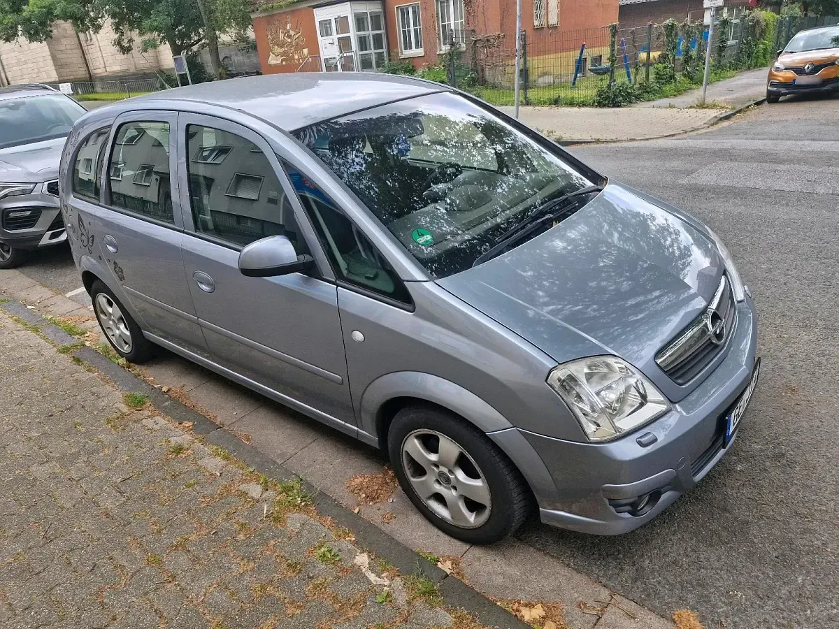 Gebraucht Opel Meriva 101 PS (74 kW) 2005 Silber Van / Kleinbus