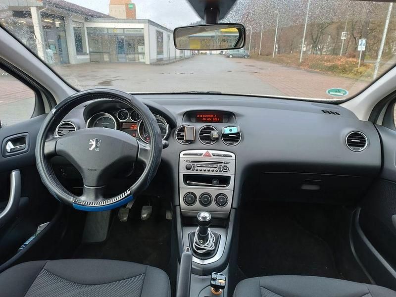 Schwarz Gebraucht 2008 Peugeot 308 Sport Limousine | 2.600 € (Fairer Preis) - Bild 1/4