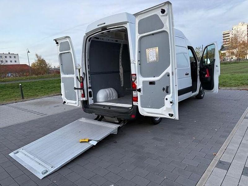 Gebraucht Opel Movano 131 PS (96 kW) 2019 Weiß Van