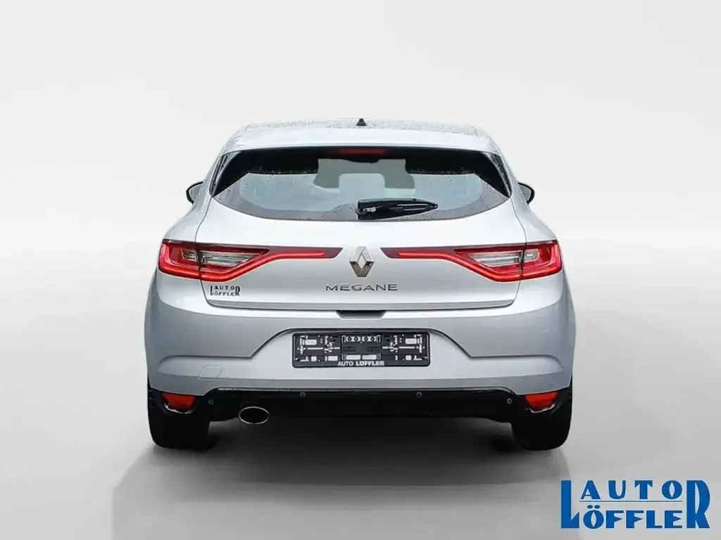 Gebraucht Renault Mégane Intens 132 PS (97 kW) 2018 Platin grau (metallic) Limousine