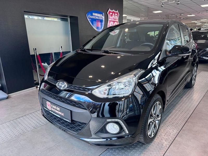 Schwarz Gebraucht 2016 Hyundai i10 Passion Kleinwagen | 9.490 € (Fairer Preis) - Bild 1/4