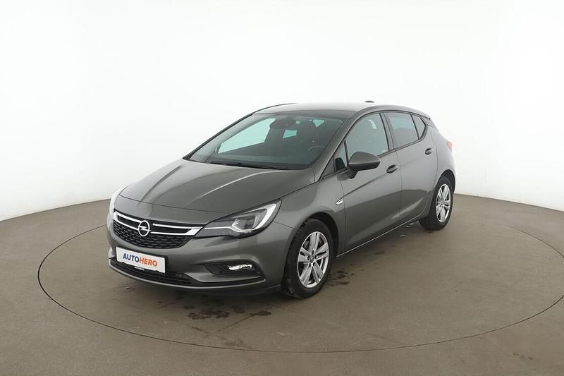 Gebraucht Opel Astra Active 125 PS (91 kW) 2017 Grau Limousine