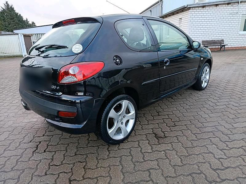 Gebraucht Peugeot 206+ 73 PS (53 kW) 2012 Schwarz Kleinwagen
