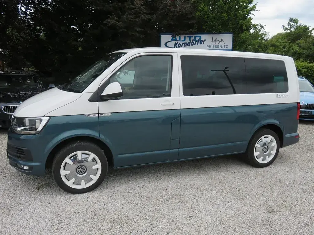 Gebraucht VW Multivan Edition 150 PS (110 kW) 2017 Weiß Van / Kleinbus