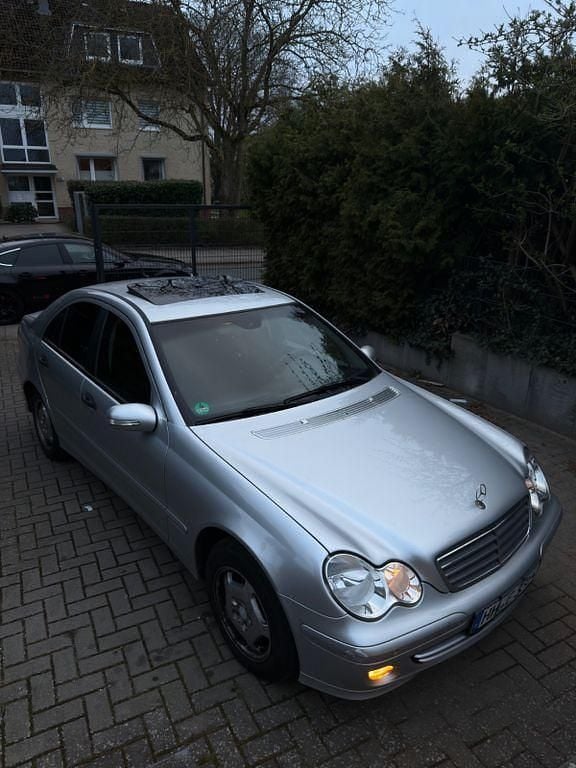 Gebraucht Mercedes C220 Classic 150 PS (110 kW) 2007 Silber Limousine