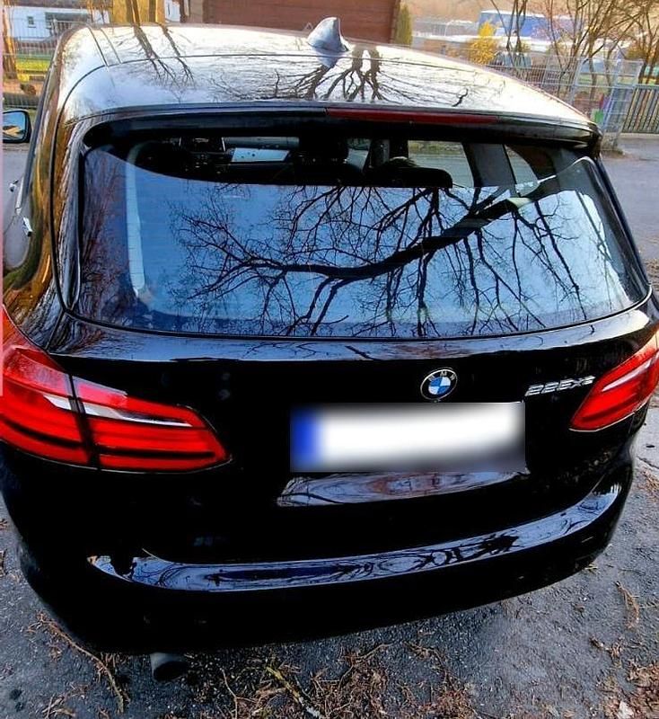 Gebraucht BMW 225 134 PS (98 kW) 2017 Schwarz Kombi