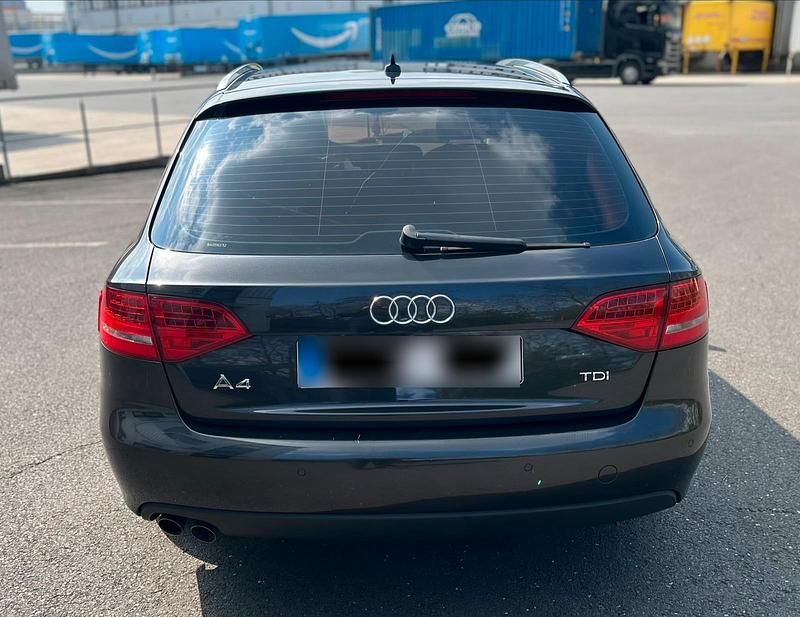 Usata Audi A4 143 CV (105 kW) 2011 Grigio Station wagon