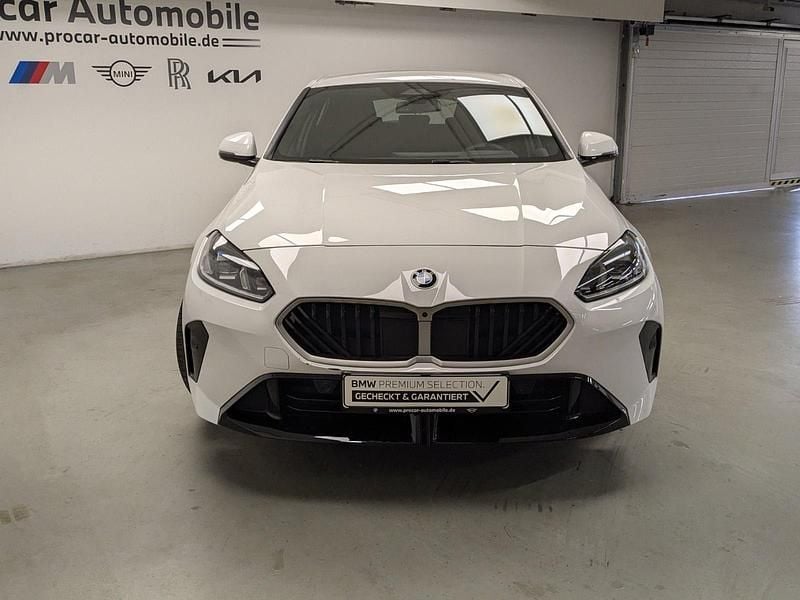 Gebraucht BMW 120 Performance 170 PS (125 kW) 2025 Alpinweiss Kleinwagen