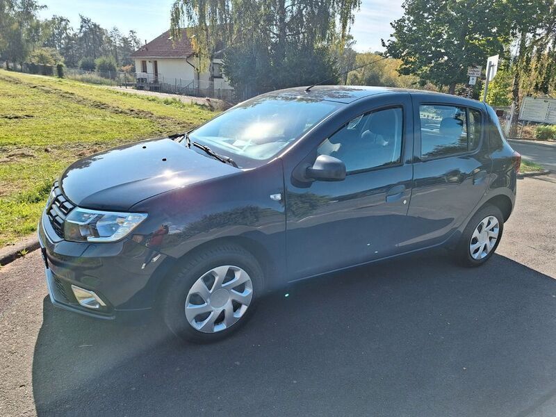 Gebraucht Dacia Sandero Ambiance 73 PS (53 kW) 2017 Blau Kleinwagen