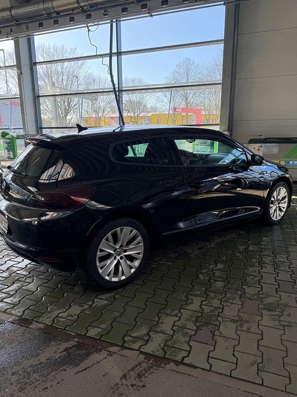 Gebraucht VW Scirocco Life 140 PS (102 kW) 2014 Schwarz Coupé