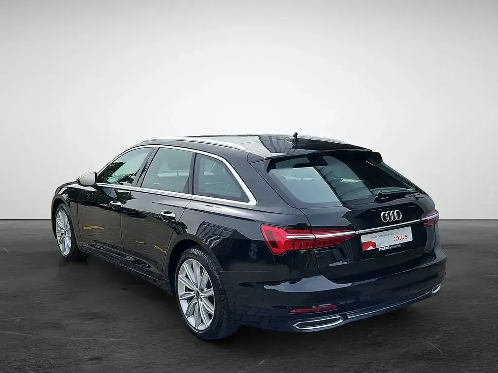 Gebraucht Audi A6 Design 204 PS (150 kW) 2023 Mythosschwarz metallic Kombi
