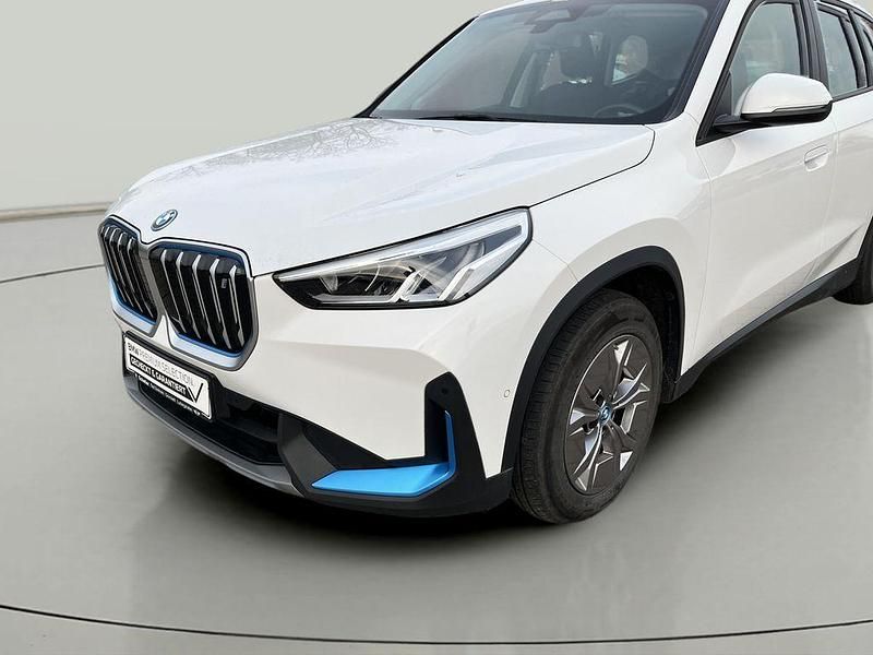 Gebraucht BMW iX1 Performance 230 kW (313 PS) 2023 Weiß SUV