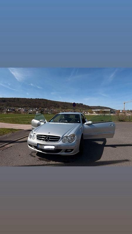 Gebraucht Mercedes CLK200 163 PS (119 kW) 2006 Silber Coupé