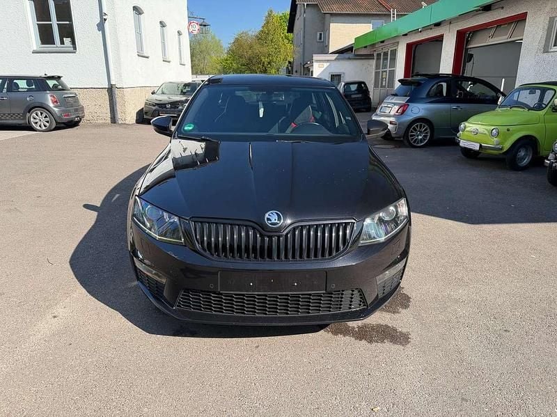 Gebraucht Skoda Octavia RS 184 PS (135 kW) 2015 Schwarzmagic perleffekt Kombi