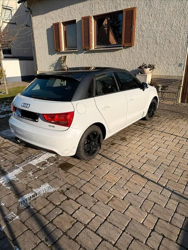 Gebraucht Audi A1 Ambition 122 PS (89 kW) 2013 Weiß Kleinwagen