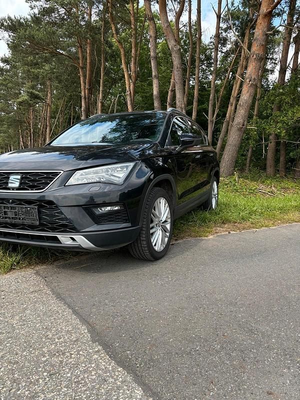 Usata Seat Ateca 115 CV (84 kW) 2019 Nero SUV