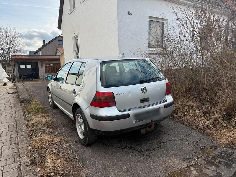 Gebraucht VW Golf IV 75 PS (55 kW) 2001 Grau Kleinwagen