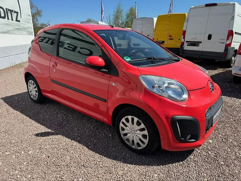 Gebraucht Citroën C1 SELECTION 68 PS (50 kW) 2013 Rot Kleinwagen