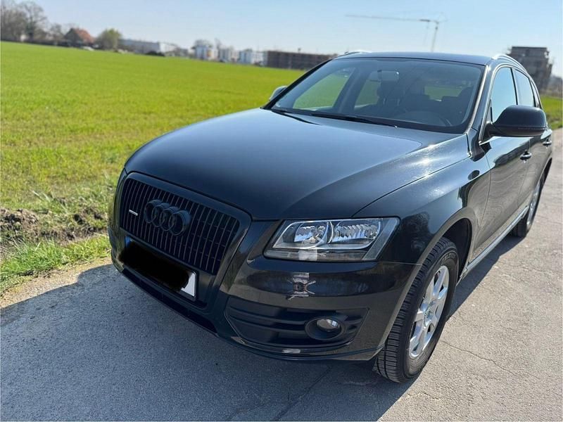 Gebraucht Audi Q5 Ambiente 239 PS (175 kW) 2010 Schwarz SUV