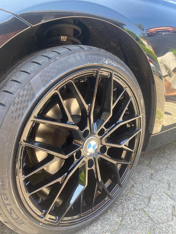 Gebraucht BMW 320 190 PS (139 kW) 2016 Schwarz Limousine