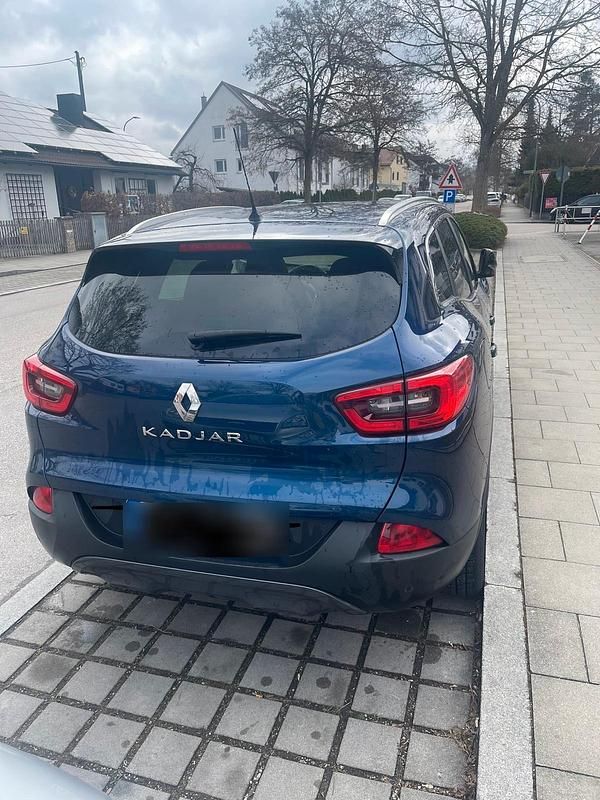 Gebraucht Renault Kadjar Bose Edition 130 PS (95 kW) 2016 Blau SUV