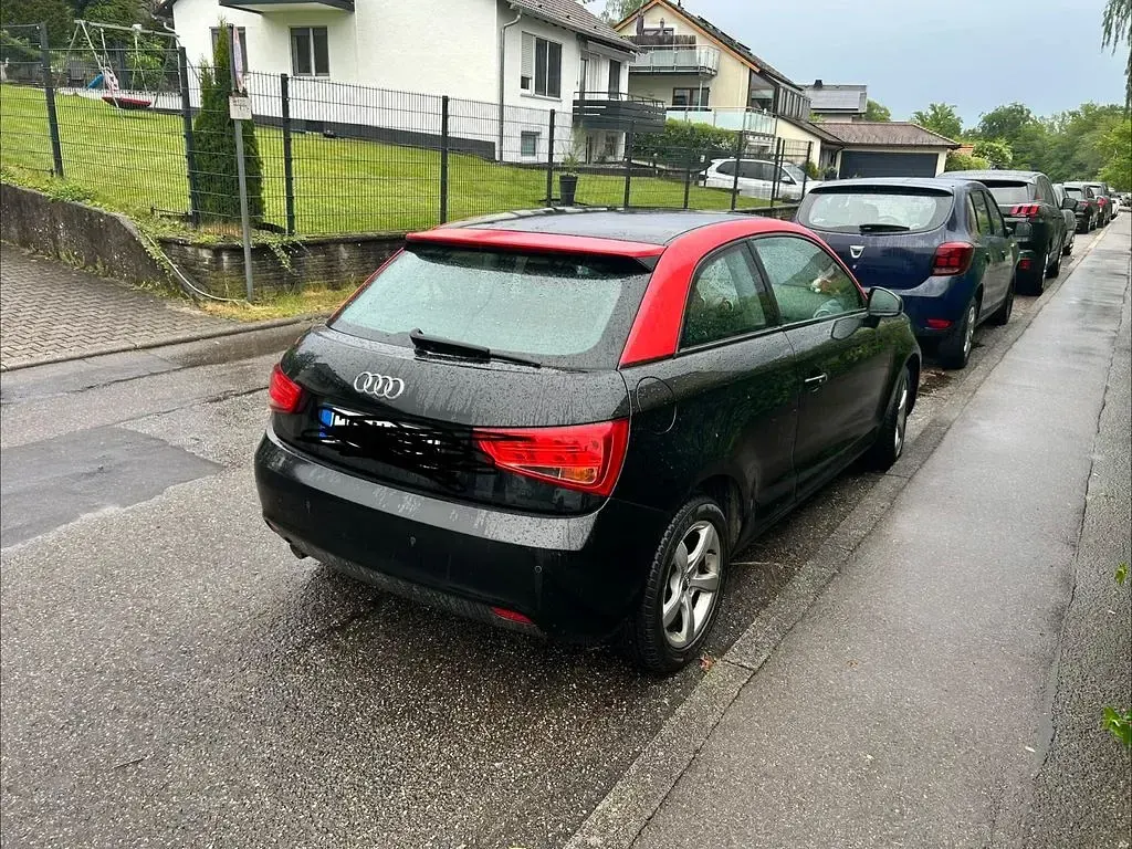 Gebraucht Audi A1 Ambition 90 PS (66 kW) 2013 Schwarz Kleinwagen