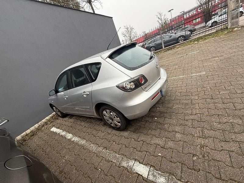 Gebraucht Mazda 3 109 PS (80 kW) 2009 Grau Limousine