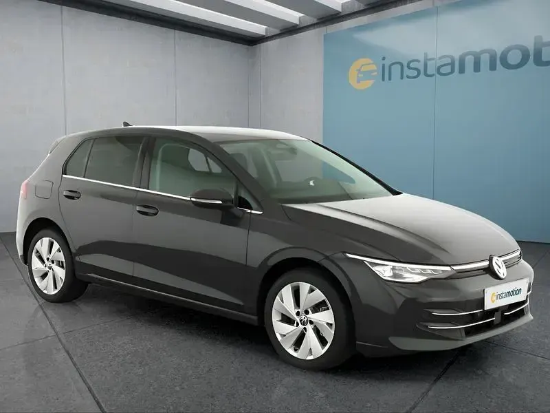 Neu VW Golf VIII 204 PS (150 kW) 2026 Grau Kleinwagen