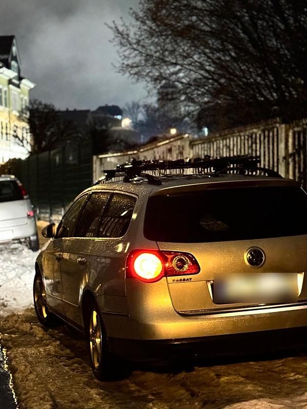 Gebraucht VW Passat 140 PS (102 kW) 2007 Silber Kombi