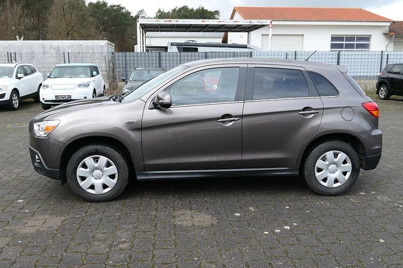 Gebraucht Mitsubishi ASX Edition 150 PS (110 kW) 2011 Braun SUV