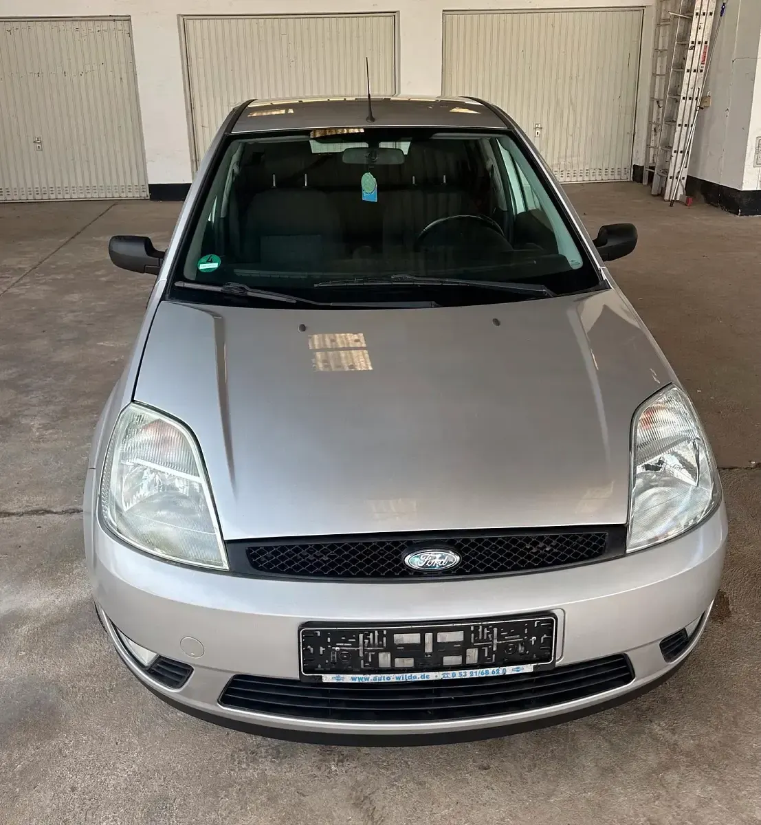 Gebraucht Ford Fiesta 80 PS (58 kW) 2005 Grau Kleinwagen