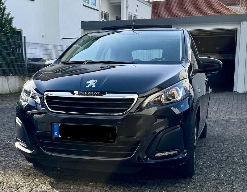 Gebraucht Peugeot 108 Active 69 PS (50 kW) 2015 Schwarz Kleinwagen