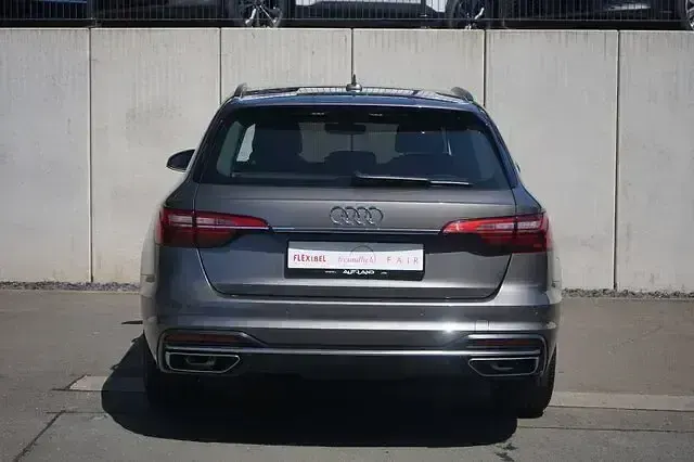 Gebraucht Audi A4 Comfort 150 PS (110 kW) 2019 Grau Kombi