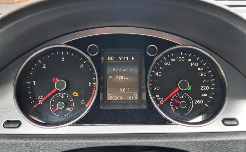 Gebraucht VW Passat R-line 150 PS (110 kW) 2010 Schwarz Kombi