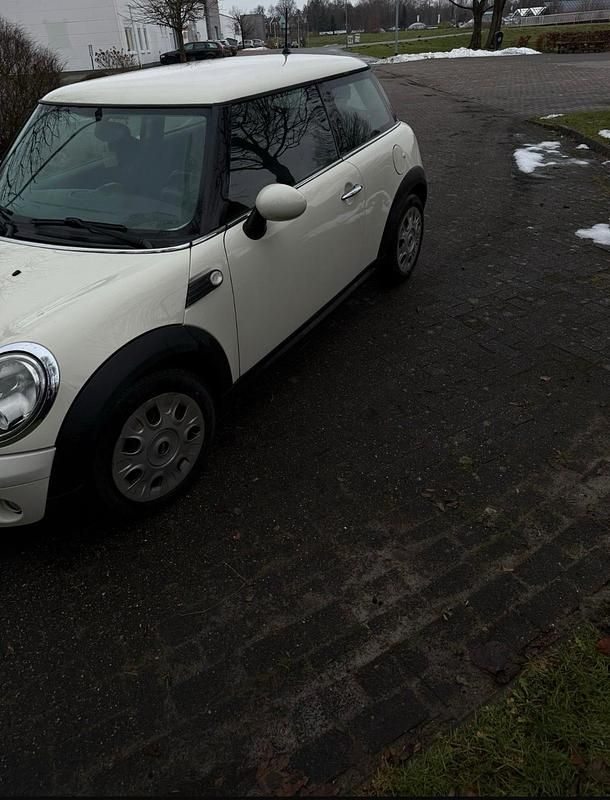 Gebraucht Mini ONE 75 PS (55 kW) 2009 Beige Kleinwagen