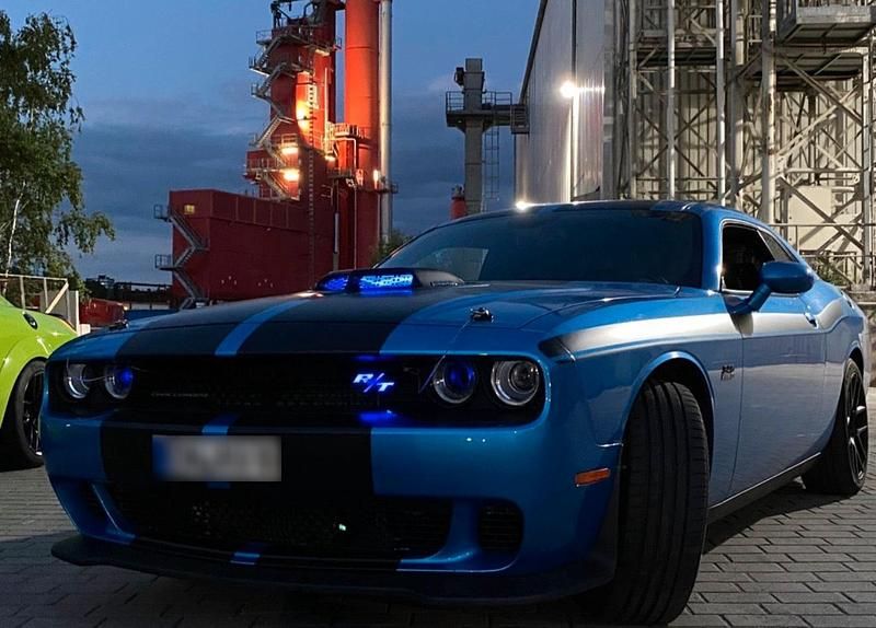 Gebraucht Dodge Challenger 372 PS (273 kW) 2015 Blau Coupé