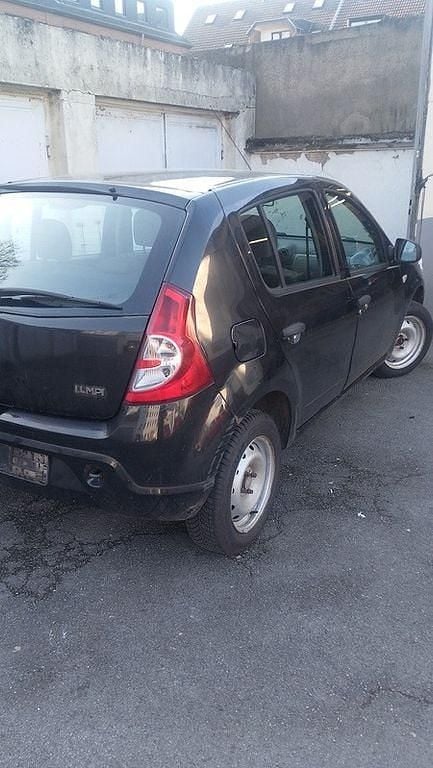 Gebraucht Dacia Sandero 75 PS (55 kW) 2009 Limousine