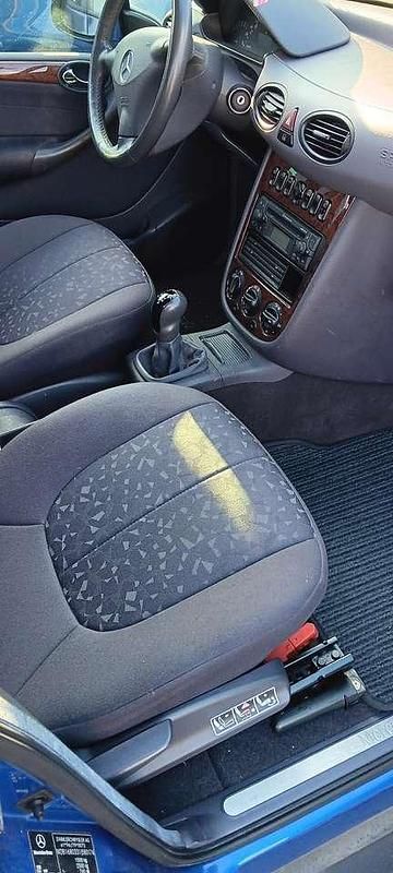 Gebraucht Mercedes A160 Elegance 102 PS (75 kW) 2002 Limousine