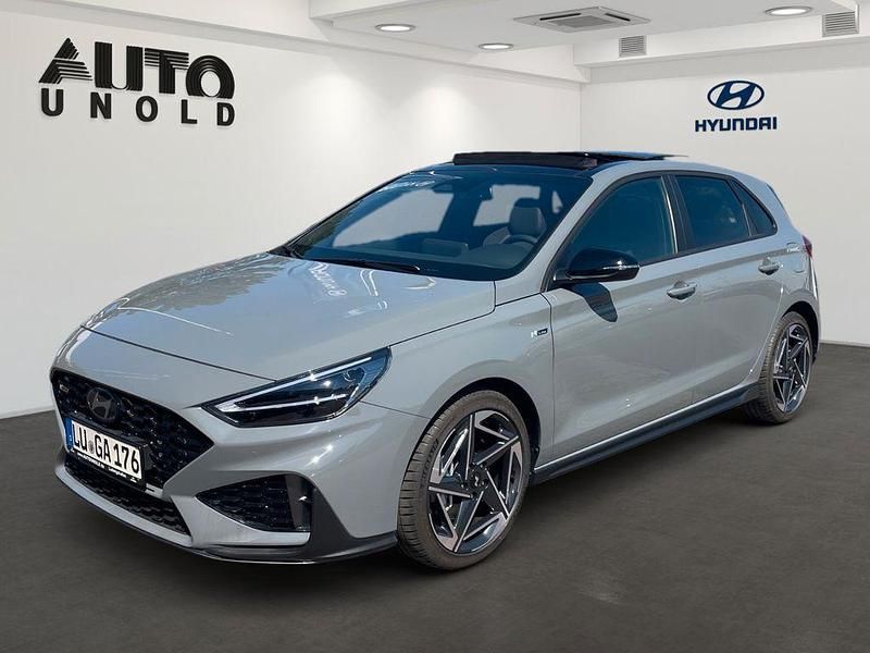 Grau Neu 2025 Hyundai i30 N Line Limousine | 27.500 € (Fairer Preis) - Bild 1/4