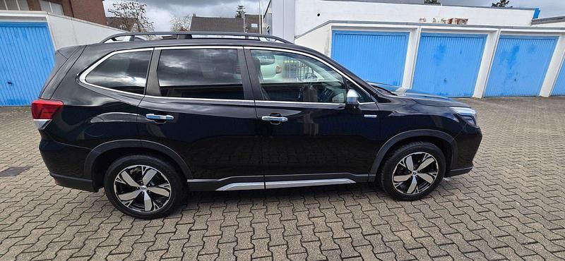 Gebraucht Subaru Forester Platinum 150 PS (110 kW) 2020 Schwarz SUV
