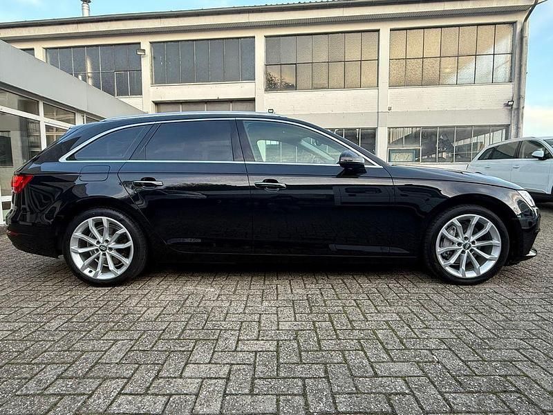Gebraucht Audi A4 Design 190 PS (139 kW) 2017 Schwarz Kombi