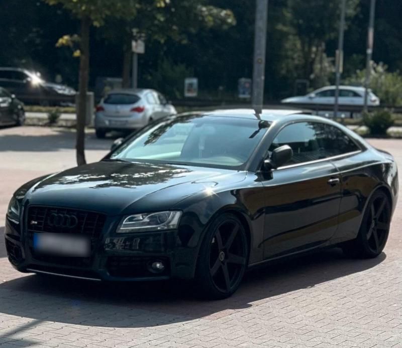 Schwarz Gebraucht 2011 Audi A5 Comfort Coupé | 11.000 € (Fairer Preis) - Bild 1/4