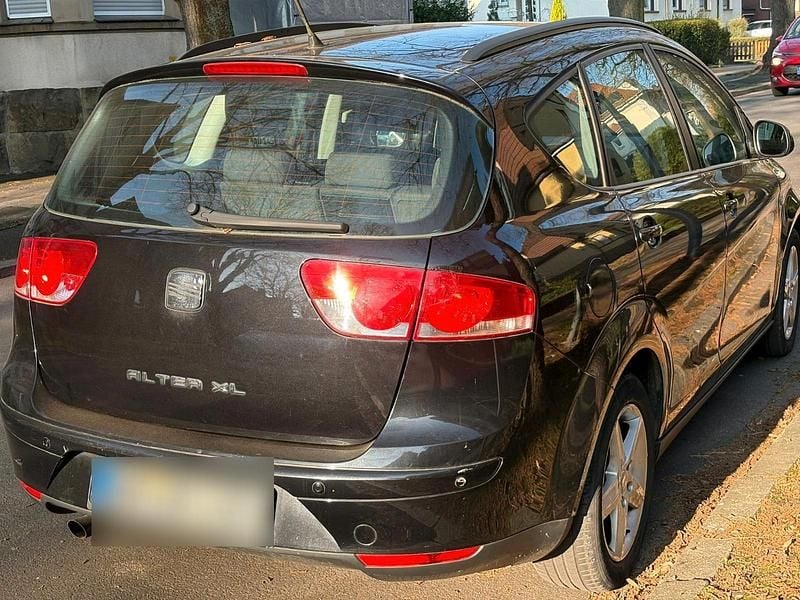 Gebraucht Seat Altea XL 105 PS (77 kW) 2012 Schwarz Van / Kleinbus