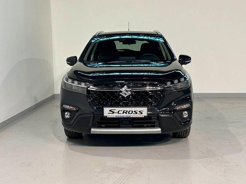 Neu Suzuki SX4 S-Cross Comfort+ 102 PS (75 kW) 2025 Schwarz SUV