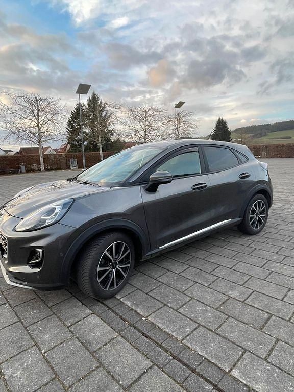 Gebraucht Ford Puma Titanium 125 PS (91 kW) 2021 Grau SUV