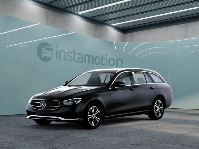 Schwarz Gebraucht 2021 Mercedes E220 Avantgarde Kombi | 36.710 € (Fairer Preis) - Bild 1/2