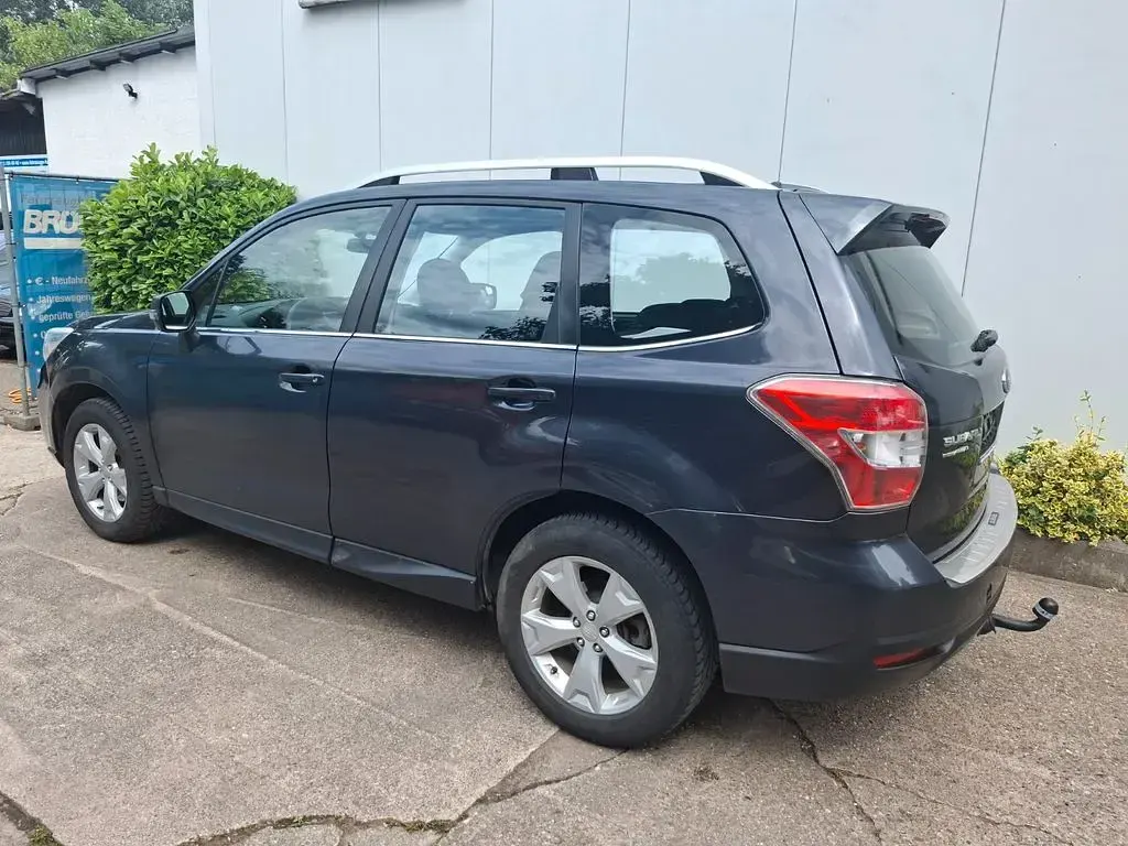 Gebraucht Subaru Forester Exclusive+ 147 PS (108 kW) 2014 Dark grey SUV