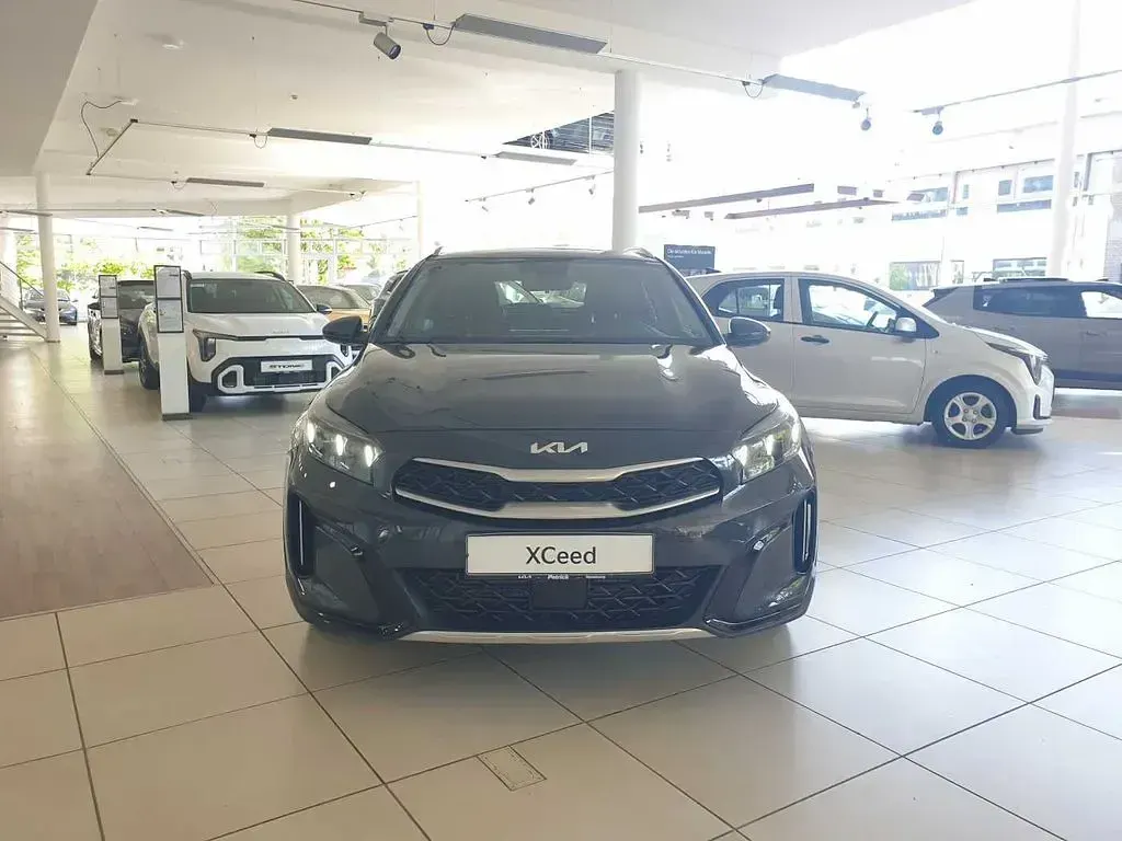 Używany Kia XCeed Vision 120 KM (88 kW) 2024 Szary SUV