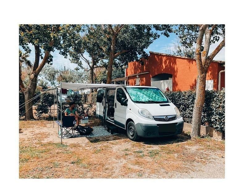 Gebraucht Opel Vivaro Cosmo 155 PS (114 kW) 2011 Weiß Van / Kleinbus